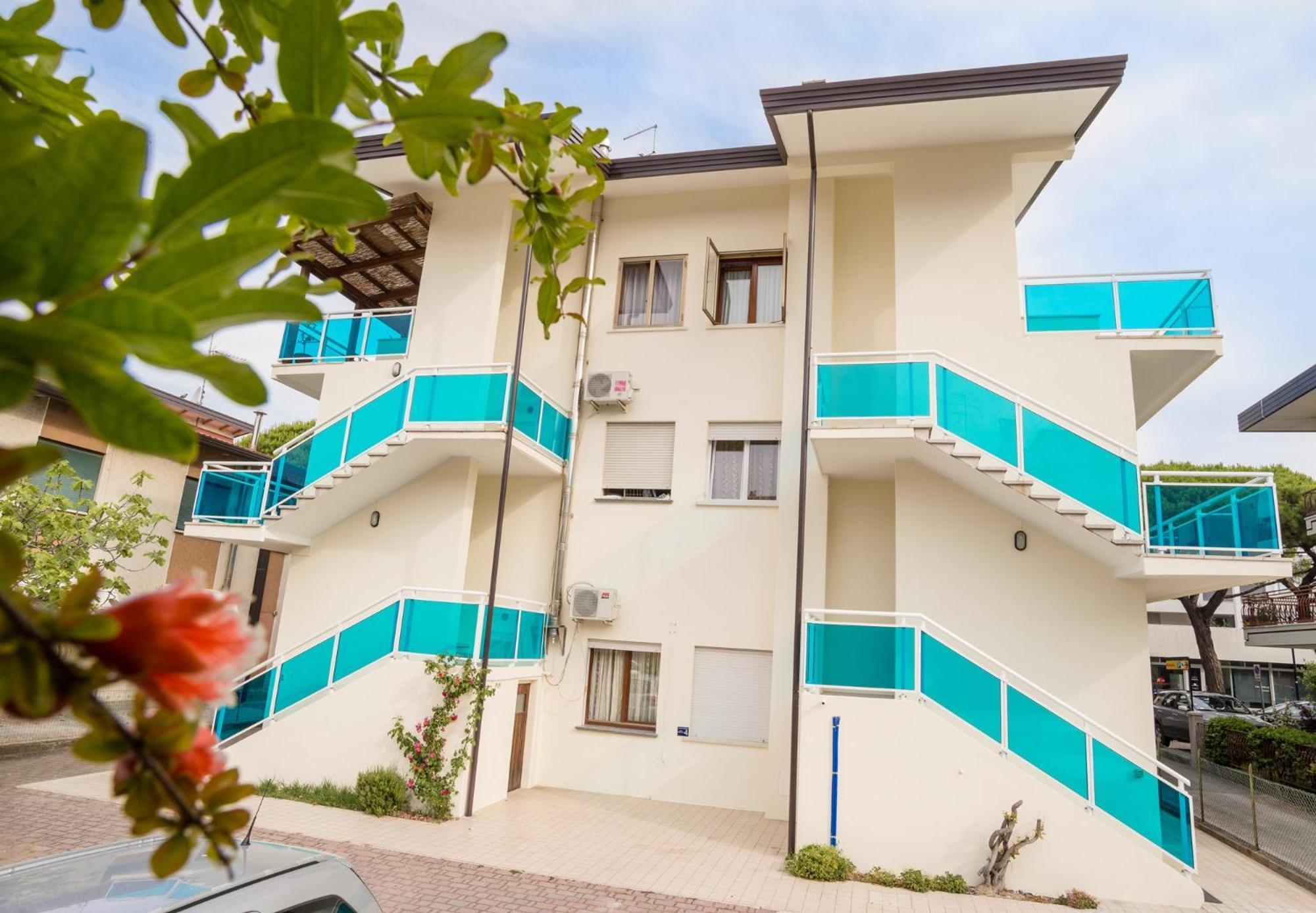 Bilocali Casa De Lazzari - Piazza Brescia - Adria Holiday Jesolo - Family Apartments Εξωτερικό φωτογραφία