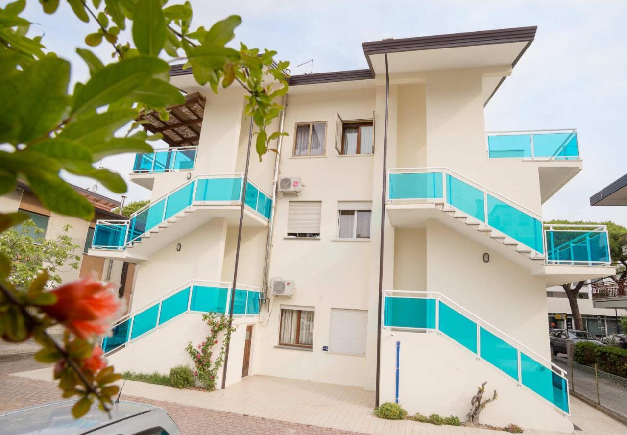 Bilocali Casa De Lazzari - Piazza Brescia - Adria Holiday Jesolo - Family Apartments Εξωτερικό φωτογραφία